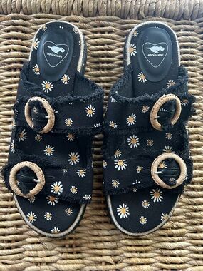 Rocket Dog Women’s Black Daisy Slide Sandals with Natural‑Look Buckles Size 9